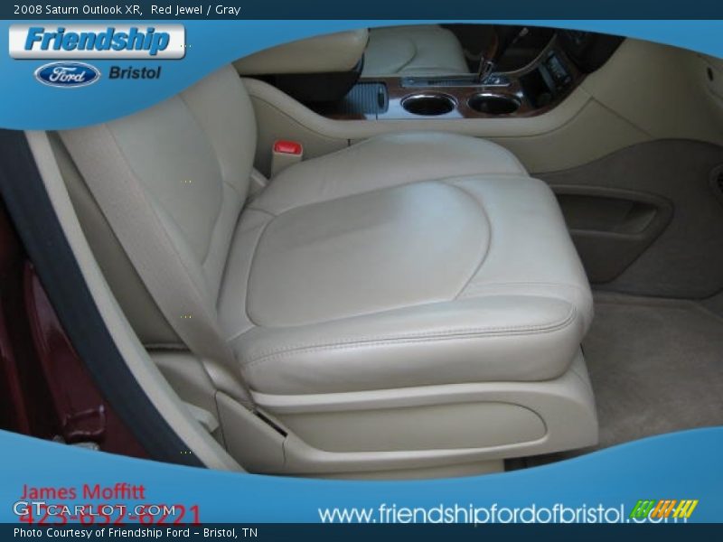 Red Jewel / Gray 2008 Saturn Outlook XR