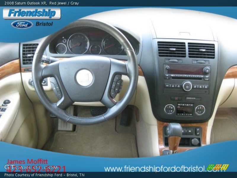 Red Jewel / Gray 2008 Saturn Outlook XR