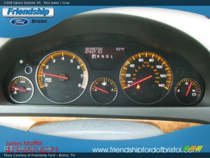 Red Jewel / Gray 2008 Saturn Outlook XR