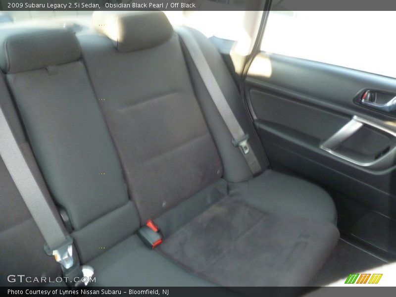 Obsidian Black Pearl / Off Black 2009 Subaru Legacy 2.5i Sedan