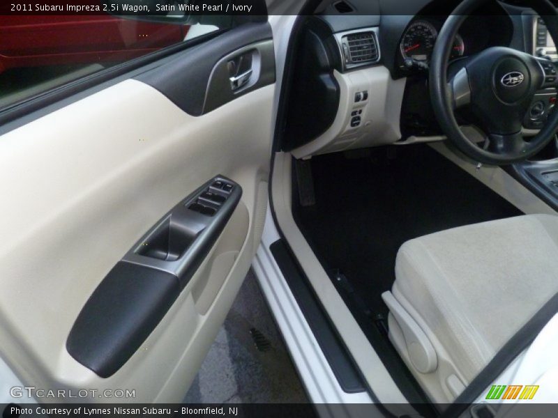 Satin White Pearl / Ivory 2011 Subaru Impreza 2.5i Wagon