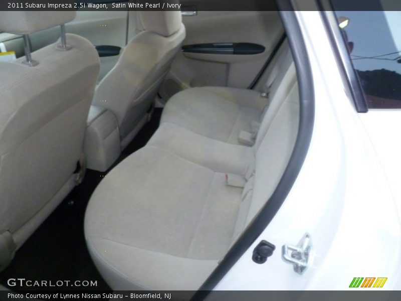 Satin White Pearl / Ivory 2011 Subaru Impreza 2.5i Wagon