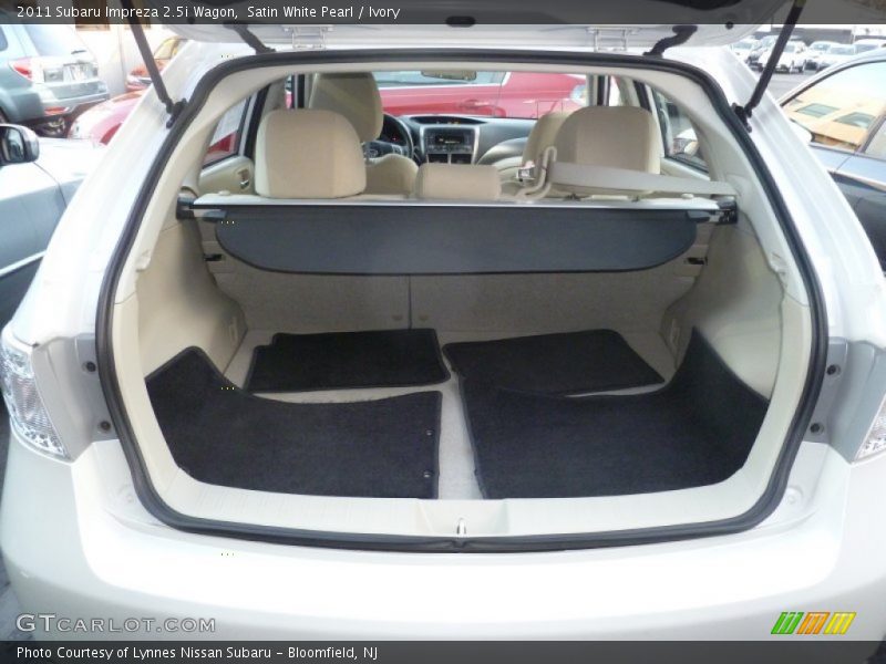 Satin White Pearl / Ivory 2011 Subaru Impreza 2.5i Wagon