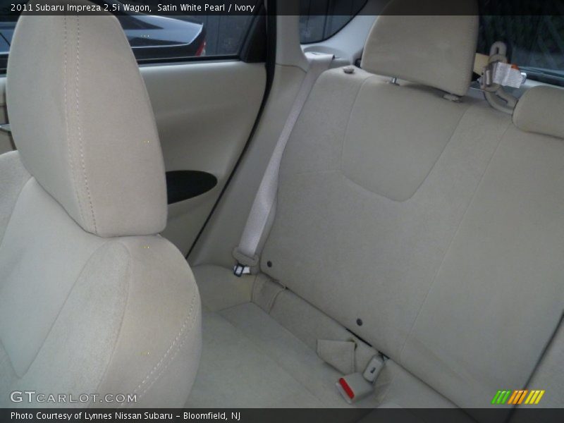 Satin White Pearl / Ivory 2011 Subaru Impreza 2.5i Wagon