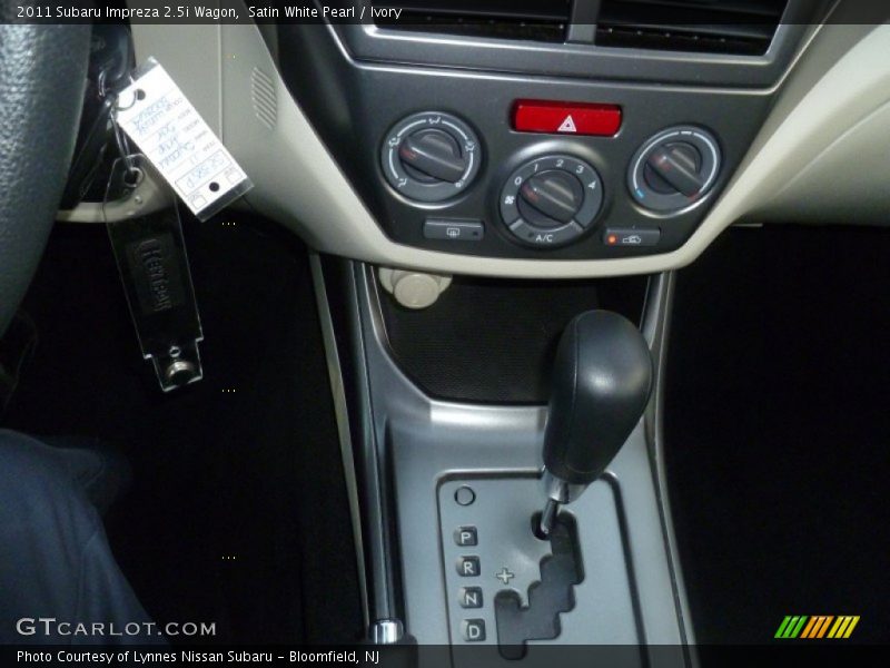 Satin White Pearl / Ivory 2011 Subaru Impreza 2.5i Wagon