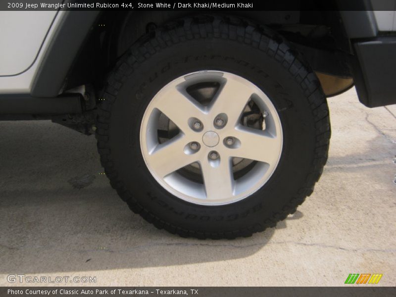 Stone White / Dark Khaki/Medium Khaki 2009 Jeep Wrangler Unlimited Rubicon 4x4