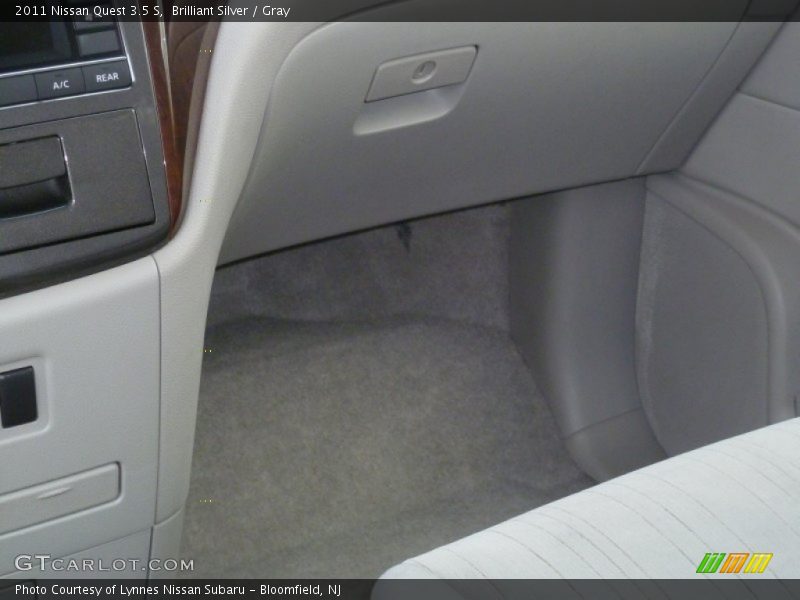 Brilliant Silver / Gray 2011 Nissan Quest 3.5 S