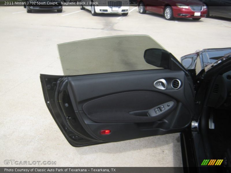 Magnetic Black / Black 2011 Nissan 370Z Sport Coupe