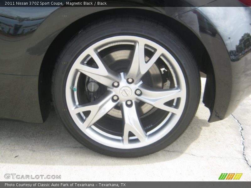 Magnetic Black / Black 2011 Nissan 370Z Sport Coupe