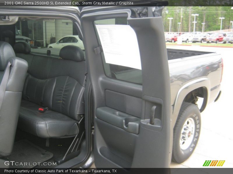 Door Panel of 2001 Sierra 2500HD SL Extended Cab