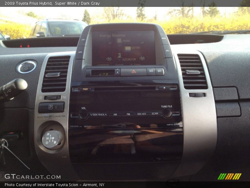 Super White / Dark Gray 2009 Toyota Prius Hybrid