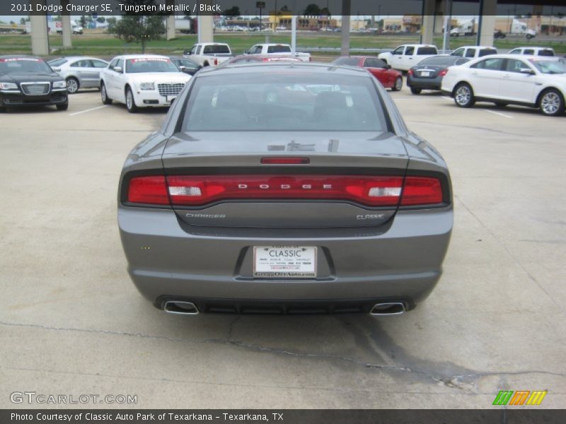 Tungsten Metallic / Black 2011 Dodge Charger SE