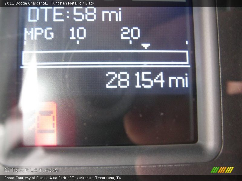 Tungsten Metallic / Black 2011 Dodge Charger SE