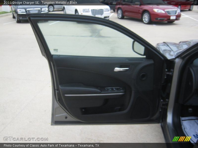 Tungsten Metallic / Black 2011 Dodge Charger SE
