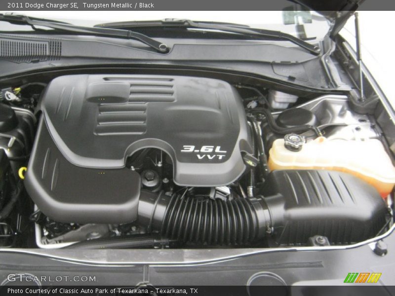 Tungsten Metallic / Black 2011 Dodge Charger SE