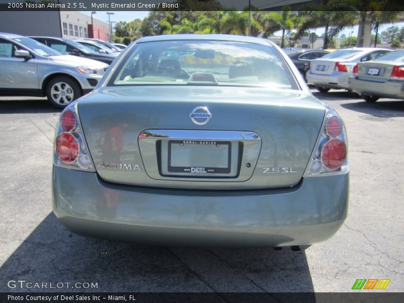 Mystic Emerald Green / Blond 2005 Nissan Altima 2.5 SL
