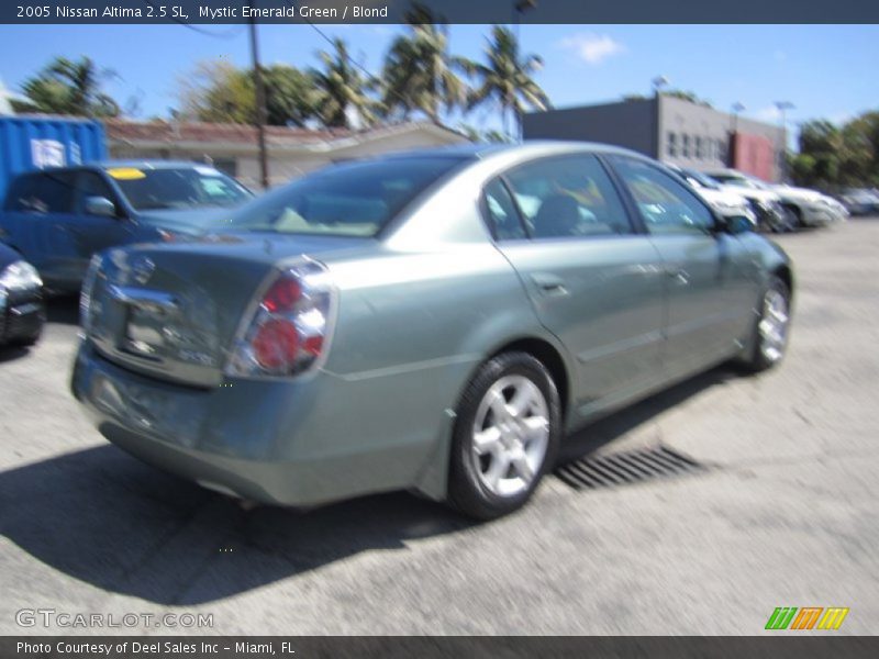 Mystic Emerald Green / Blond 2005 Nissan Altima 2.5 SL