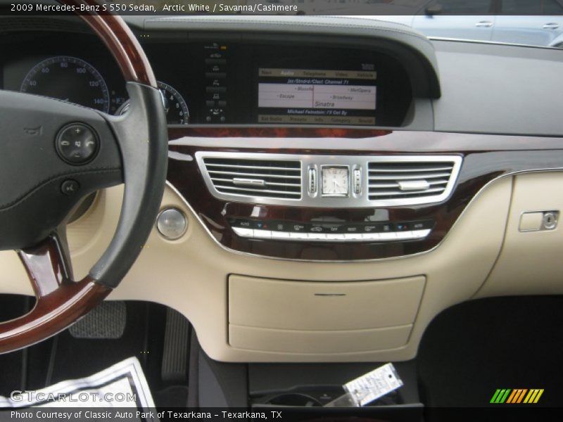 Arctic White / Savanna/Cashmere 2009 Mercedes-Benz S 550 Sedan