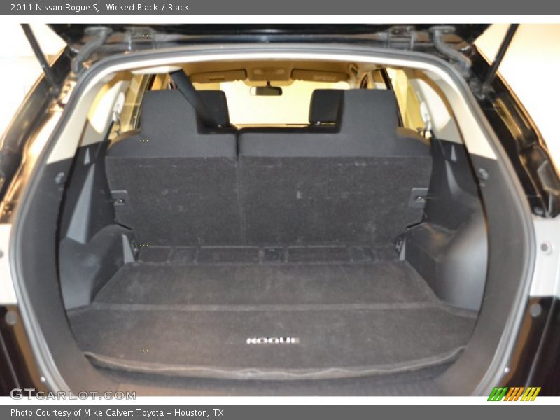 Wicked Black / Black 2011 Nissan Rogue S