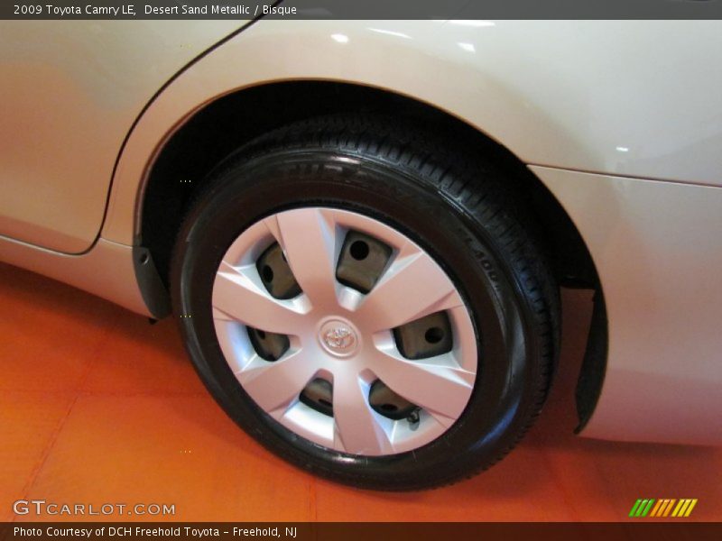 Desert Sand Metallic / Bisque 2009 Toyota Camry LE