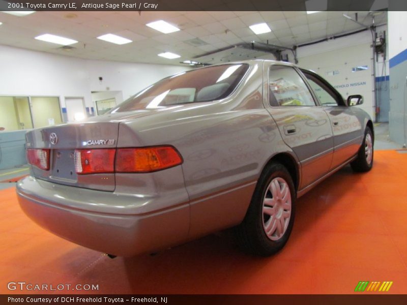 Antique Sage Pearl / Gray 2001 Toyota Camry LE