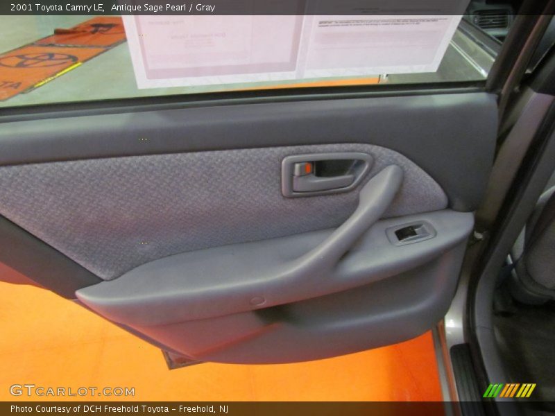 Antique Sage Pearl / Gray 2001 Toyota Camry LE
