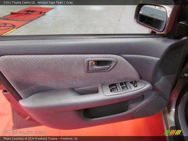 Antique Sage Pearl / Gray 2001 Toyota Camry LE