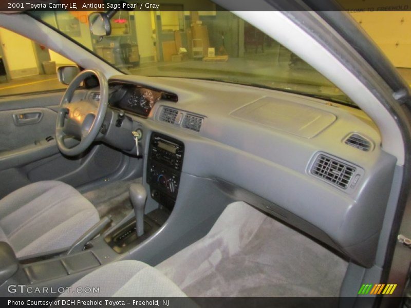 Antique Sage Pearl / Gray 2001 Toyota Camry LE