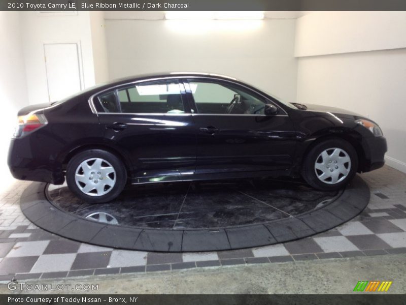 Blue Ribbon Metallic / Dark Charcoal 2010 Toyota Camry LE
