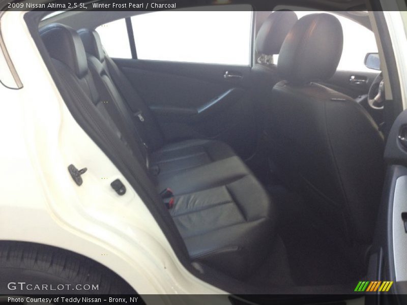 Winter Frost Pearl / Charcoal 2009 Nissan Altima 2.5 SL