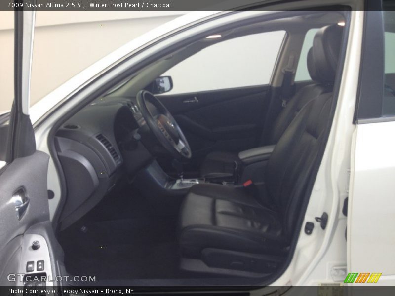Winter Frost Pearl / Charcoal 2009 Nissan Altima 2.5 SL