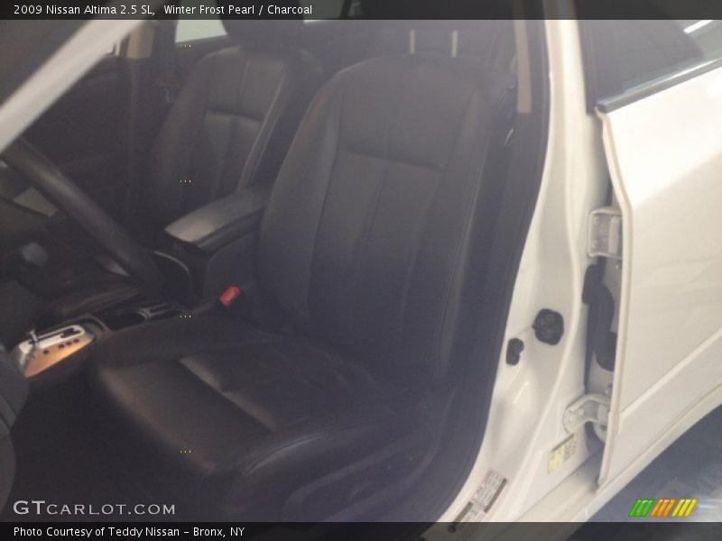 Winter Frost Pearl / Charcoal 2009 Nissan Altima 2.5 SL