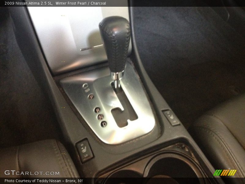 Winter Frost Pearl / Charcoal 2009 Nissan Altima 2.5 SL