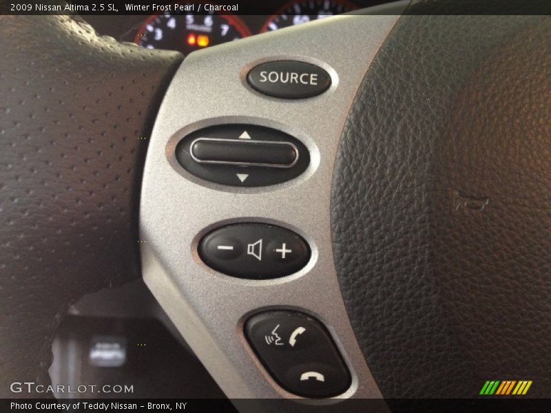 Winter Frost Pearl / Charcoal 2009 Nissan Altima 2.5 SL