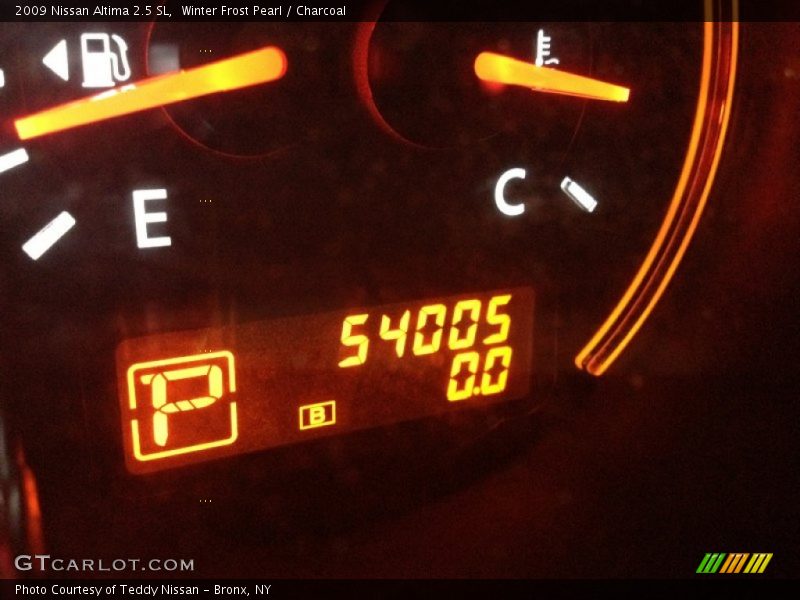 Winter Frost Pearl / Charcoal 2009 Nissan Altima 2.5 SL