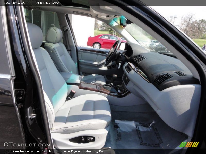 Jet Black / Grey 2001 BMW X5 4.4i