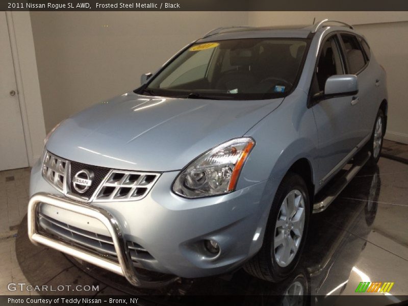 Frosted Steel Metallic / Black 2011 Nissan Rogue SL AWD