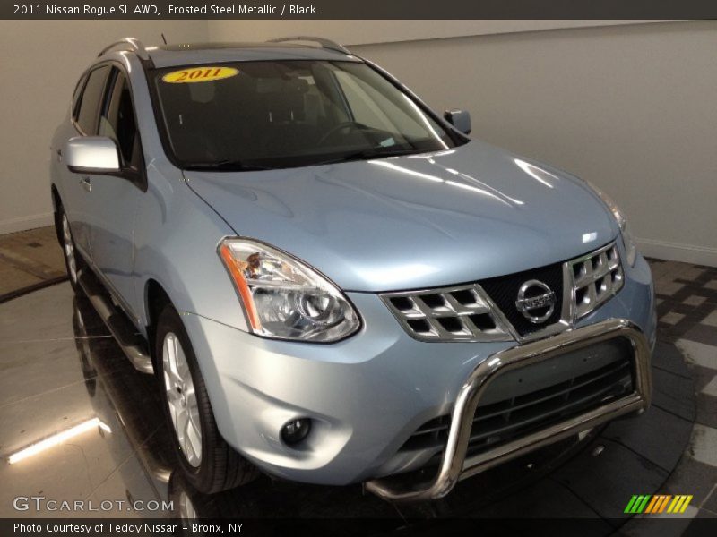 Frosted Steel Metallic / Black 2011 Nissan Rogue SL AWD