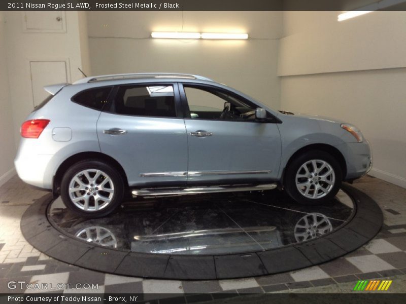 Frosted Steel Metallic / Black 2011 Nissan Rogue SL AWD