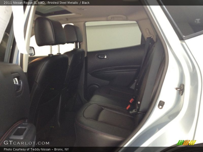 Frosted Steel Metallic / Black 2011 Nissan Rogue SL AWD