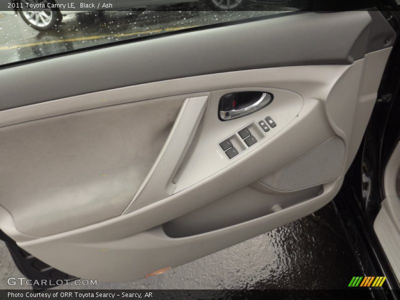 Black / Ash 2011 Toyota Camry LE
