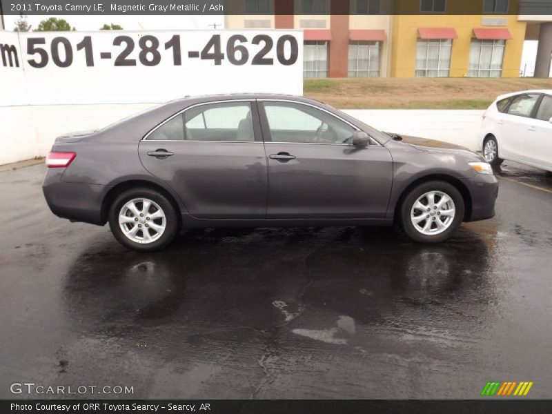 Magnetic Gray Metallic / Ash 2011 Toyota Camry LE