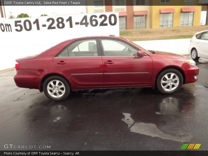 Salsa Red Pearl / Taupe 2005 Toyota Camry XLE