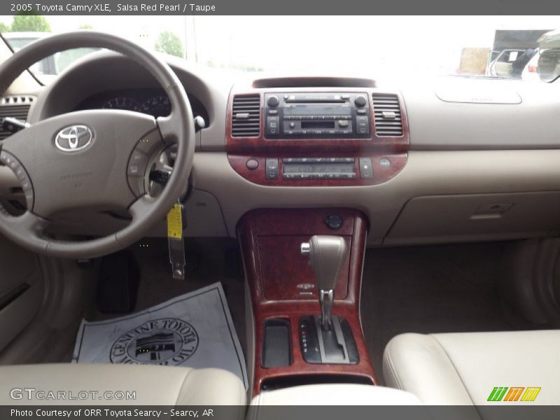 Salsa Red Pearl / Taupe 2005 Toyota Camry XLE