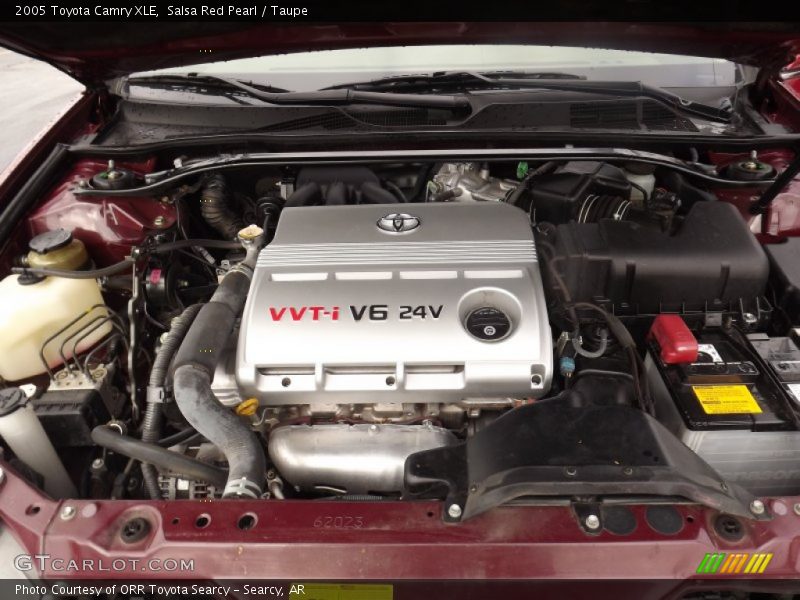 Salsa Red Pearl / Taupe 2005 Toyota Camry XLE