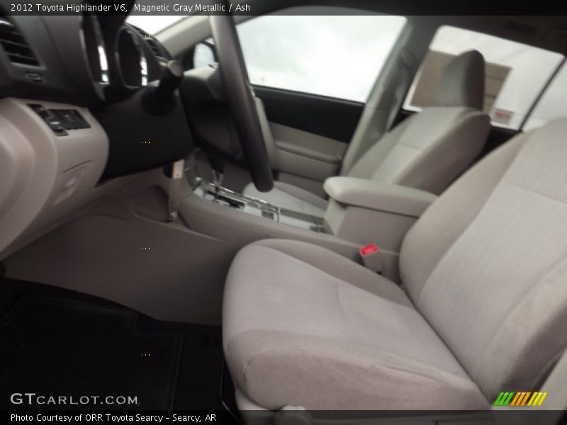 Magnetic Gray Metallic / Ash 2012 Toyota Highlander V6
