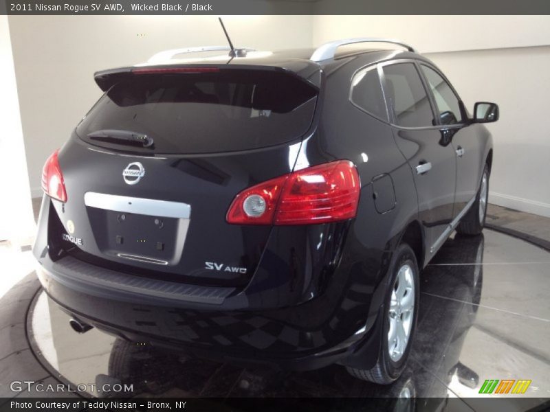 Wicked Black / Black 2011 Nissan Rogue SV AWD