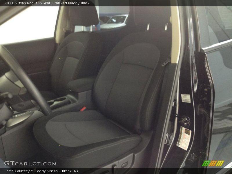 Wicked Black / Black 2011 Nissan Rogue SV AWD