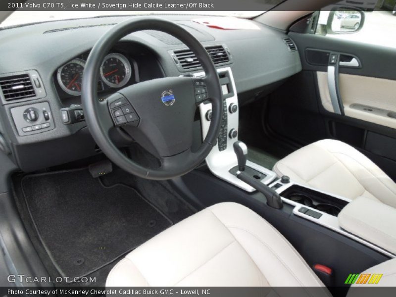 Ice White / Soverign Hide Calcite Leather/Off Black 2011 Volvo C70 T5