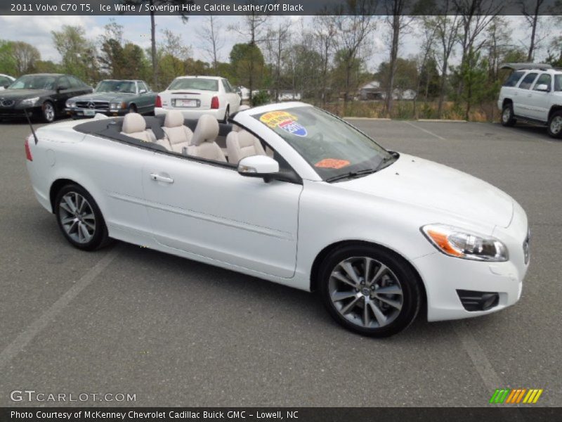 Ice White / Soverign Hide Calcite Leather/Off Black 2011 Volvo C70 T5